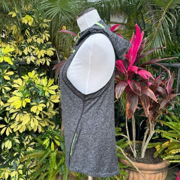 Sweaty Betty Active Vest - Picture 7 of 10